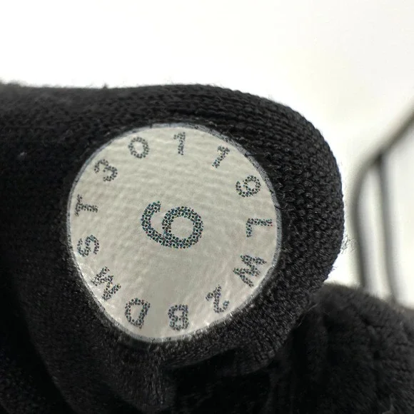 Lululemon Black Strappy Criss Cross Sports Bra Expand Your Limits Sz 6 - W2BDMS - Picture 3 of 7